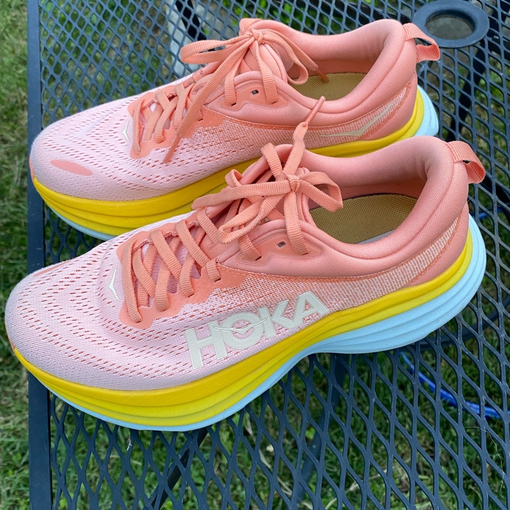 Hoka Bondi 8 women’s size 7